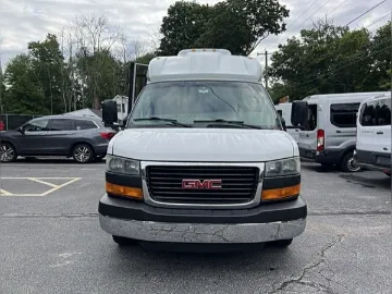 Picture of 2008 GMC Savana Turtle Top Shuttle Bus