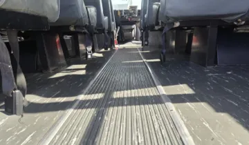 Picture of 2003 Chevrolet Express Shuttle Bus