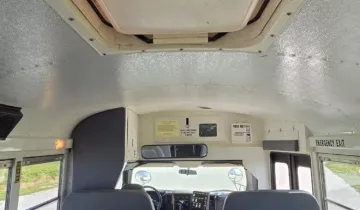 Picture of 2003 Chevrolet Express Shuttle Bus