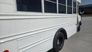 Picture of 2003 Chevrolet Express Shuttle Bus