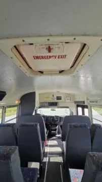 Picture of 2003 Chevrolet Express Shuttle Bus