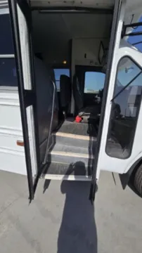 Picture of 2003 Chevrolet Express Shuttle Bus