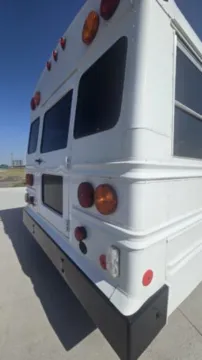 Picture of 2003 Chevrolet Express Shuttle Bus