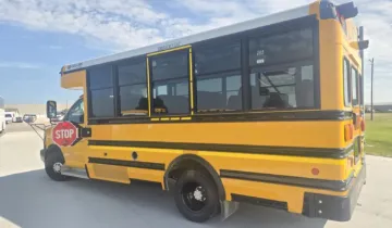 Picture of 2019 Chevrolet G4500 Collins School Bus