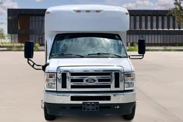 Picture of 2022 Ford E350 Shuttle Bus