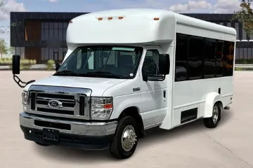 Picture of 2022 Ford E350 Shuttle Bus