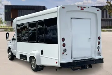 Picture of 2022 Ford E350 Shuttle Bus