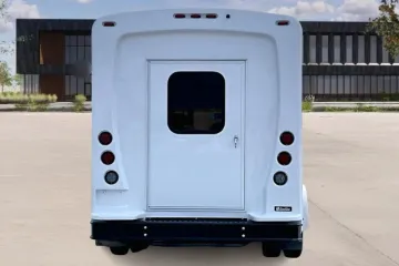 Picture of 2022 Ford E350 Shuttle Bus