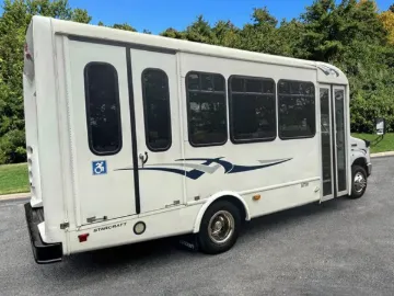 Picture of 2016 Ford E-350 Shuttle Bus ADA