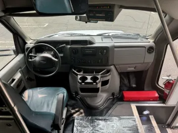 Picture of 2016 Ford E-350 Shuttle Bus ADA