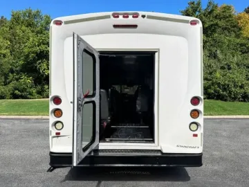 Picture of 2015 Ford E-450 Shuttle Bus ADA