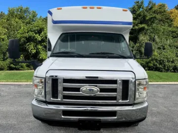 Picture of 2014 Ford E-350 Shuttle Bus ADA