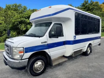 Picture of 2014 Ford E-350 Shuttle Bus ADA