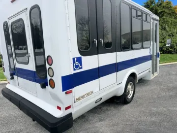 Picture of 2014 Ford E-350 Shuttle Bus ADA
