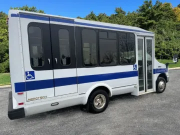 Picture of 2014 Ford E-350 Shuttle Bus ADA