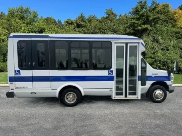 Picture of 2014 Ford E-350 Shuttle Bus ADA