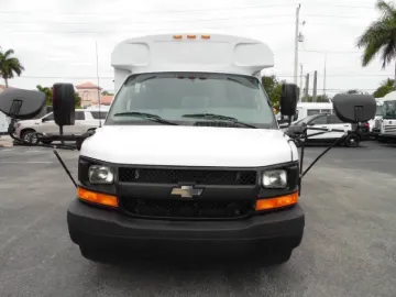 2017 Chevrolet Express 3500 Shuttle Bus