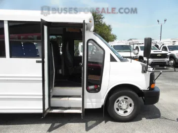 Picture of 2011 Chevrolet Express Shuttle Bus