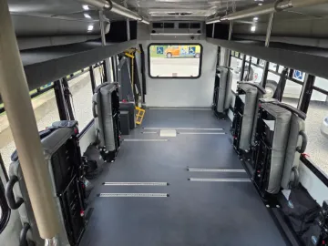 Picture of 2016 Ford E-450 Starcraft 11P ADA