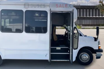 Picture of 2022 Chevrolet Express Shuttle Bus