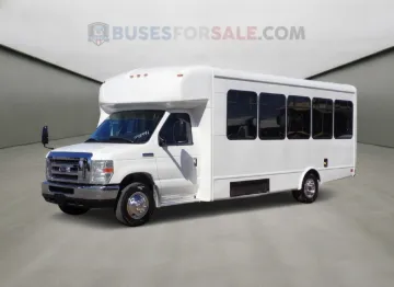 Picture of 2016 Ford E450 Starcraft Allstar Shuttle Bus