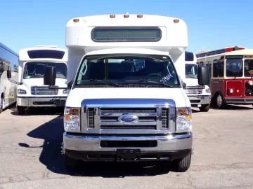 Picture of 2010 Ford E450 Universal Shuttle Bus ADA