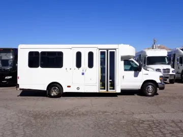 Picture of 2010 Ford E450 Universal Shuttle Bus ADA