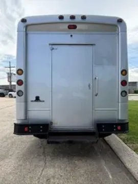 2013 Freightliner M2 Glaval 29P