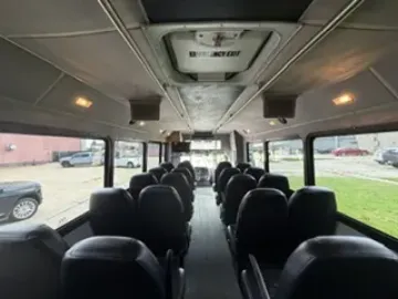 2013 Freightliner M2 Glaval 29P