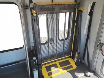 Picture of 2016 Ford E-350 Shuttle Bus ADA