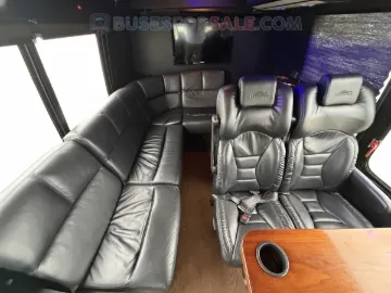 Picture of 2015 Turtle Top E350 Shuttle Bus