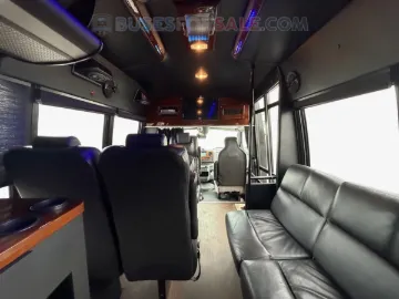 Picture of 2015 Turtle Top E350 Shuttle Bus