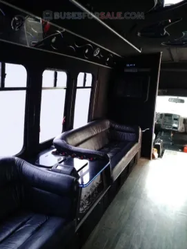 Picture of 2005 GMC 5500 Limo & Party Bus