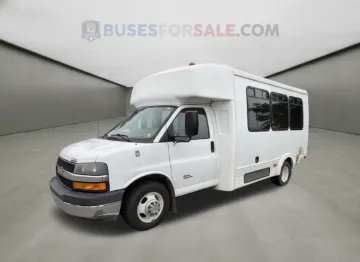 Picture of 2014 Chevrolet Express 4500 Shuttle Bus