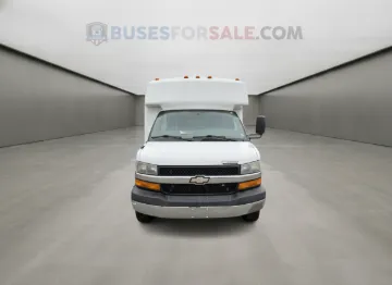 Picture of 2014 Chevrolet Express 4500 Shuttle Bus