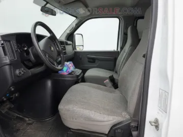 Picture of 2014 Chevrolet Express 4500 Shuttle Bus