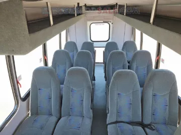 Picture of 2016 Starcraft Starquest Shuttle Bus