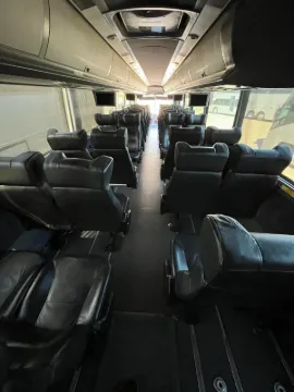 Picture of 2012 MCI J4500 Exec 50 Passenger