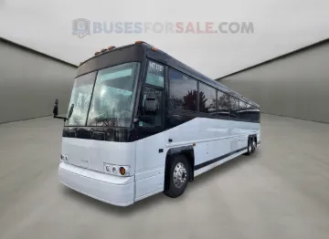 Picture of 2006 MCI D4500 Motorcoach Coach Bus