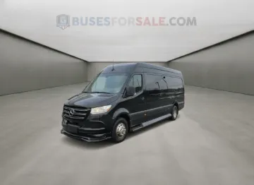 Picture of 2025 Mercedes-Benz Sprinter TWR 14 Passenger LIMO