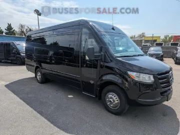 Picture of 2026 Mercedes-Benz Sprinter 3500 Passenger Van