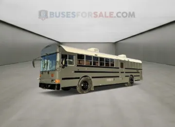 Picture of 2002 International RE3000 Skoolie