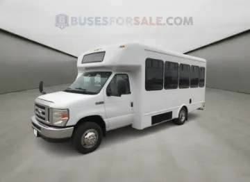 Picture of 2015 Ford E450 Starcraft 14P