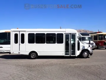 Picture of 2022 Startrans Senator Ii Shuttle Bus ADA