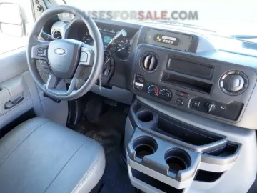 Picture of 2022 Startrans Senator Ii Shuttle Bus ADA