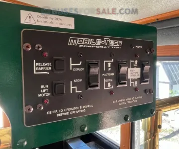 Picture of 2003 Freightliner Ah-28 Motorcoach Trolley Bus