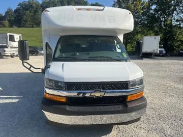 Picture of 2018 Chevrolet Express 3500 13P Shuttle