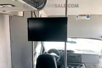 Picture of 2016 Ford E450 Shuttle Bus