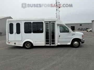 Picture of 2016 Ford Starcraft E350 Shuttle Bus ADA