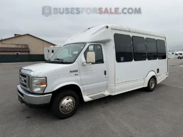 Picture of 2016 Ford Starcraft E350 Shuttle Bus ADA
